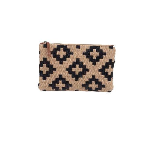 Pochette en raphia