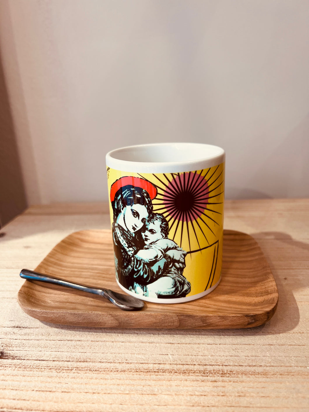 Mug vierge à l’enfant jaune